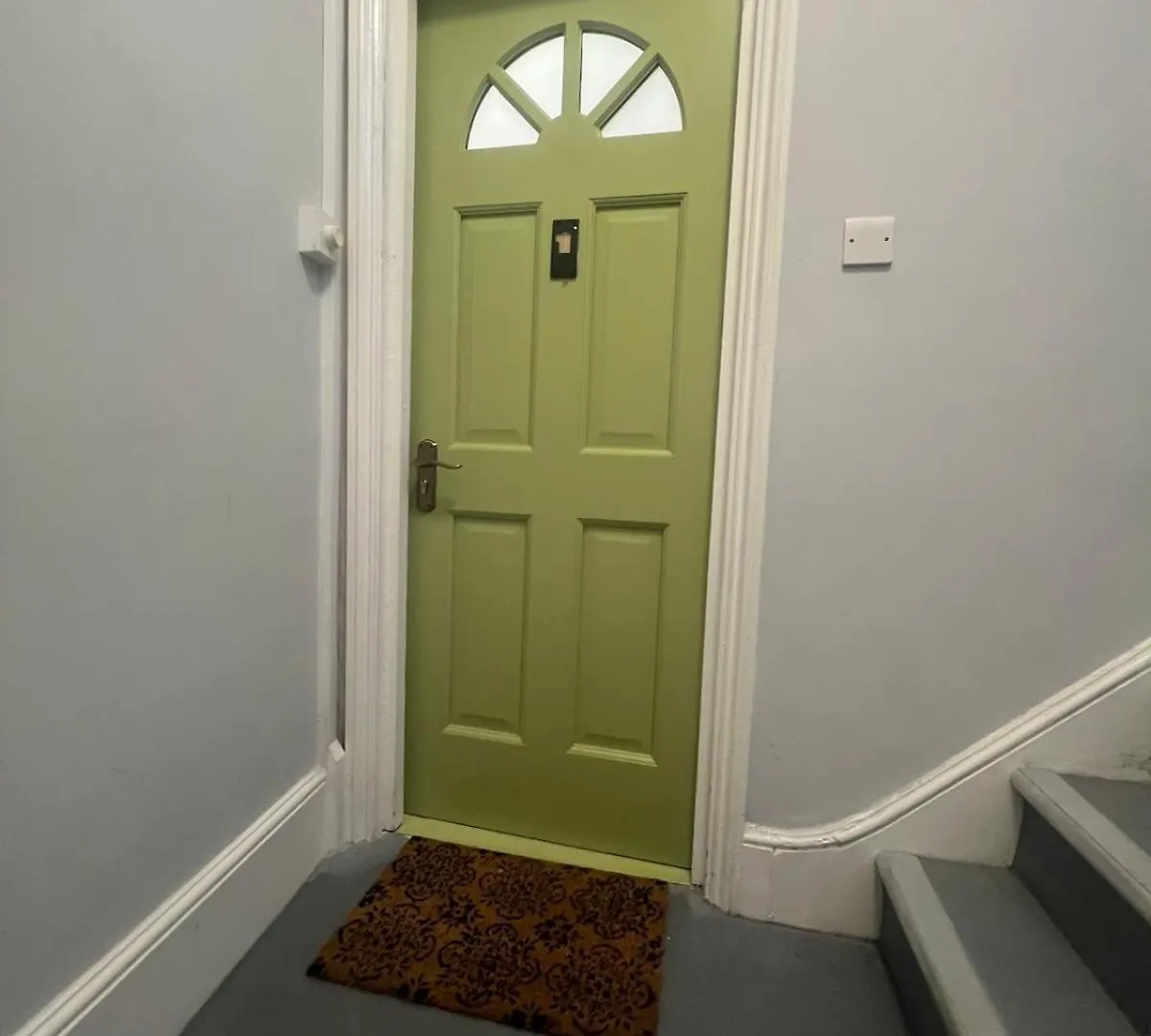 Apartment Cosy One Bedroom Flat In Newcross London