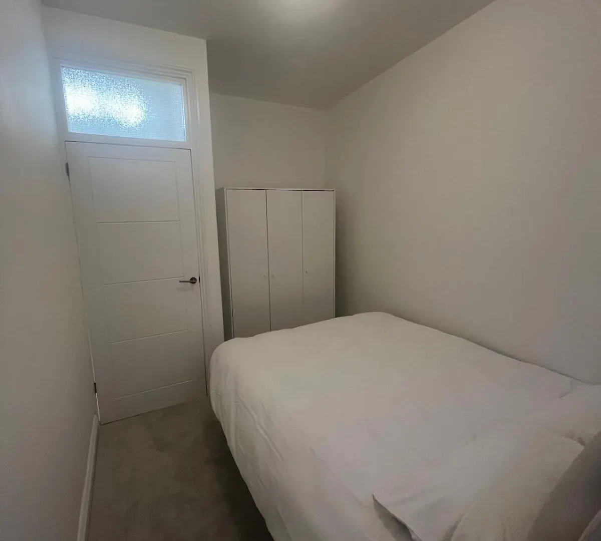 Cosy One Bedroom Flat In Newcross London